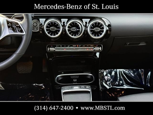 Certified 2026 Mercedes-Benz CLA 250 4MATIC image 13