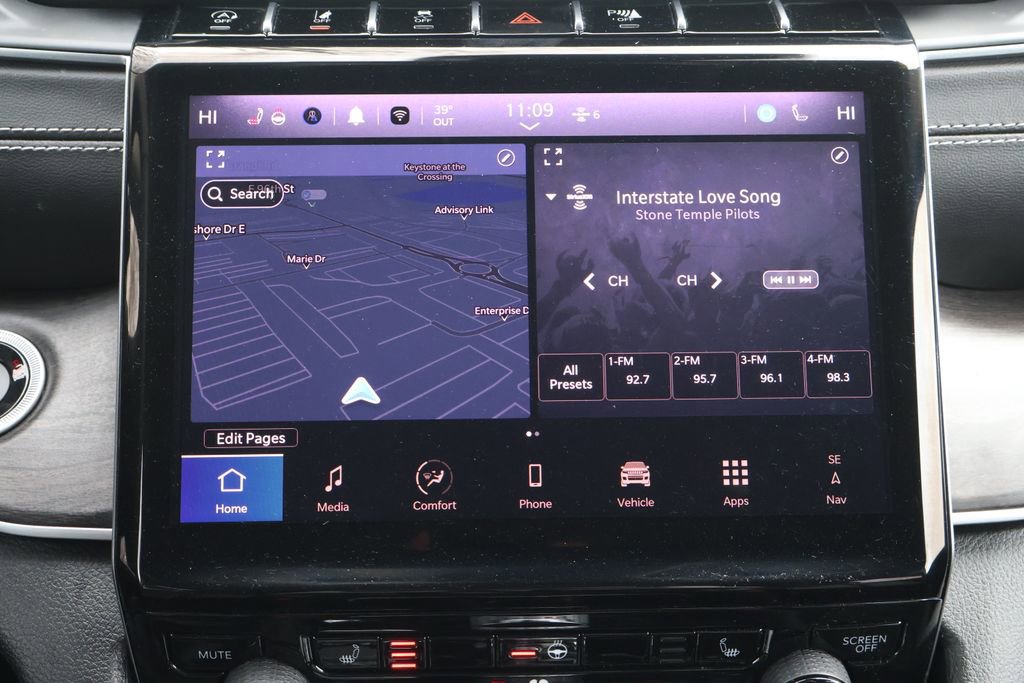 Used 2024 Jeep Grand Cherokee Limited image 16