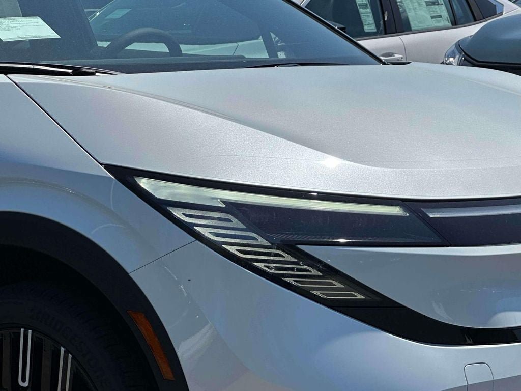New 2026 Nissan Leaf Platinum+ w/ Illuminated Package FWD image 8
