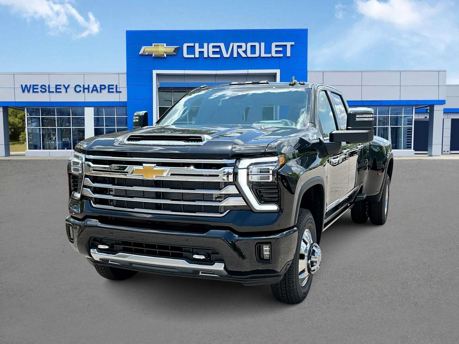 New 2026 Chevrolet Silverado 3500 High Country w/ High Country Premium Package AWD/4WD video 1