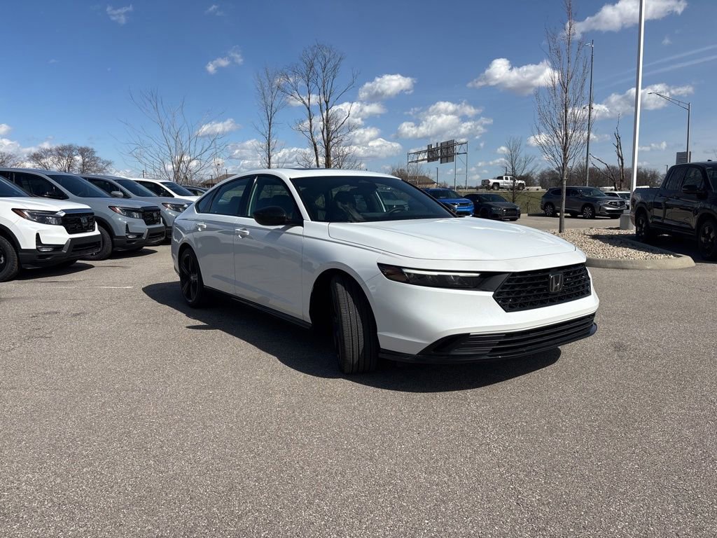 Used 2025 Honda Accord Sport image 14