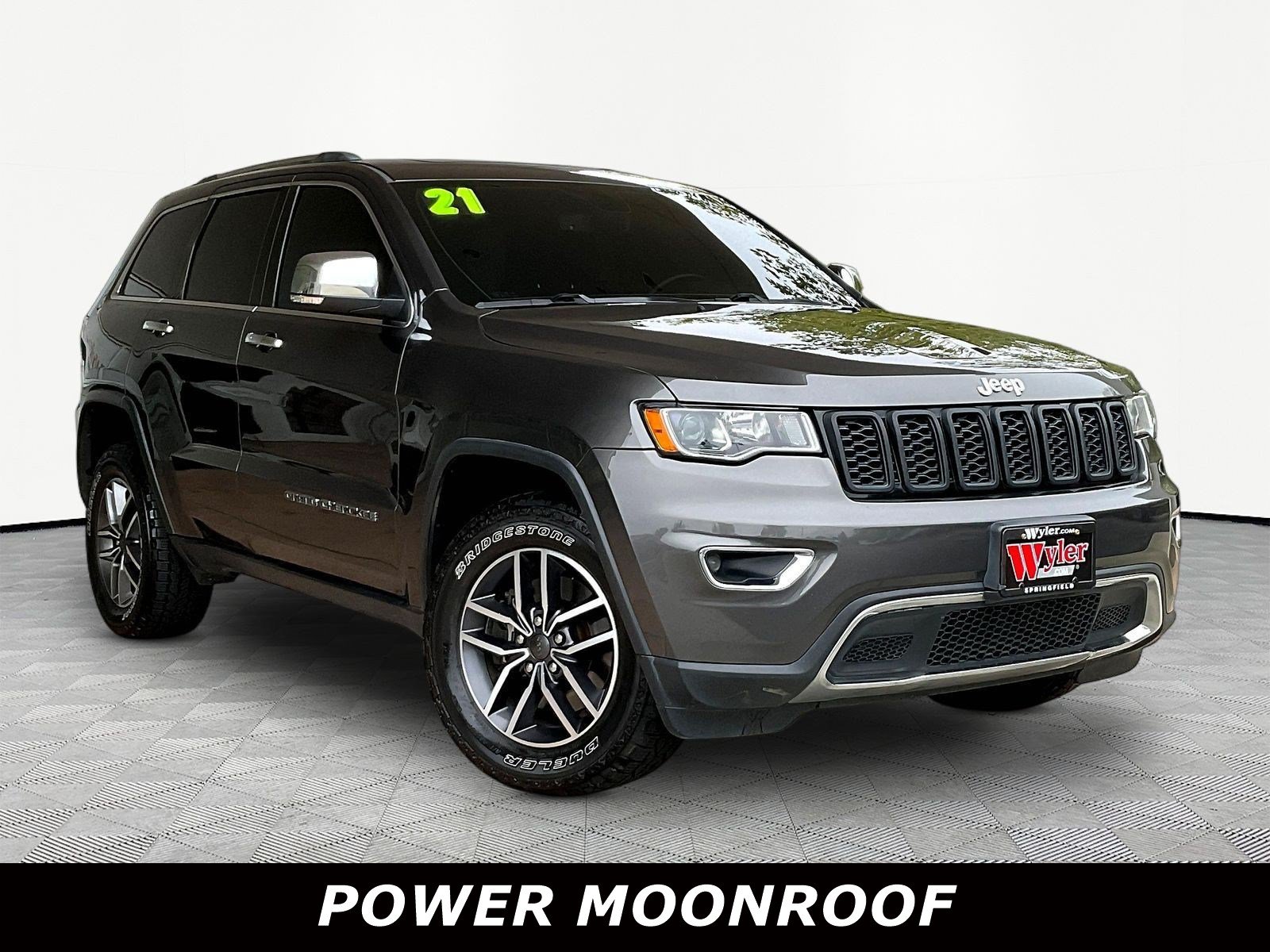 Used 2021 Jeep Grand Cherokee Limited AWD/4WD image 3