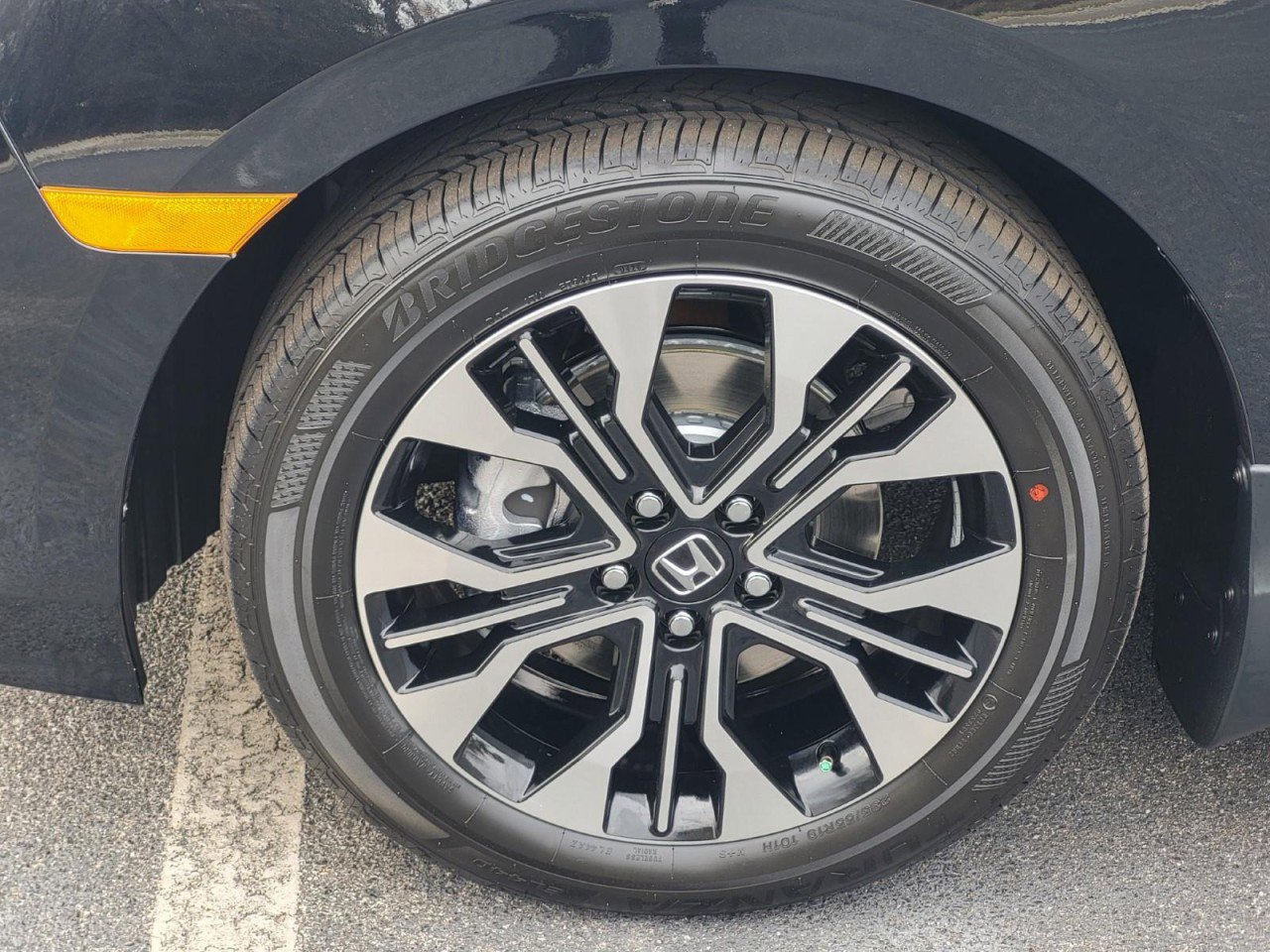 New 2026 Honda Odyssey Elite image 8