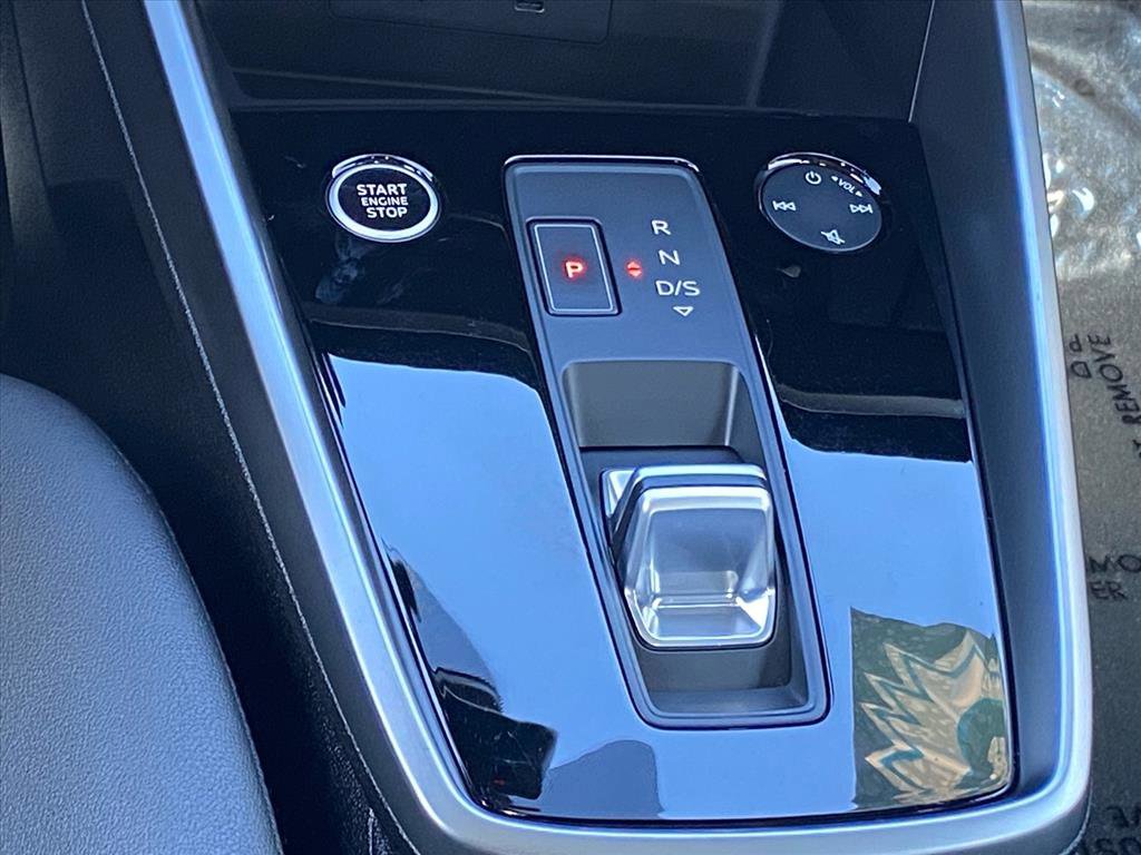 Used 2023 Audi A3 2.0T Premium w/ Convenience Package image 11