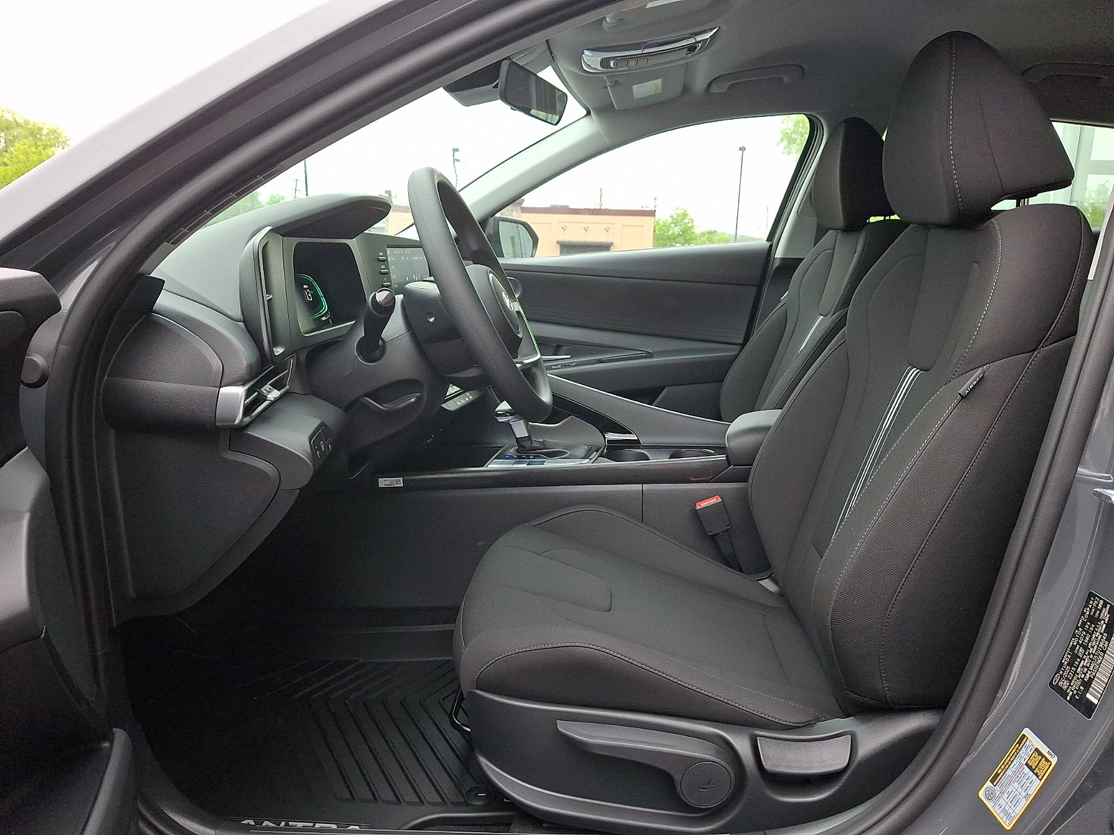 New 2026 Hyundai Elantra Hybrid FWD image 7