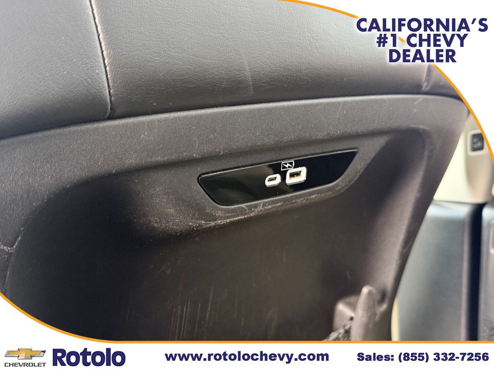 Used 2023 Chrysler Pacifica Touring-L FWD image 17