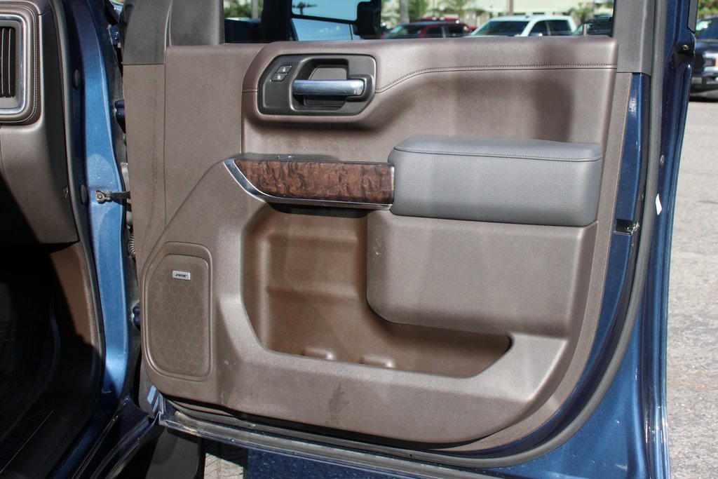 Used 2020 GMC Sierra 3500 Denali w/ Denali Ultimate Package image 45