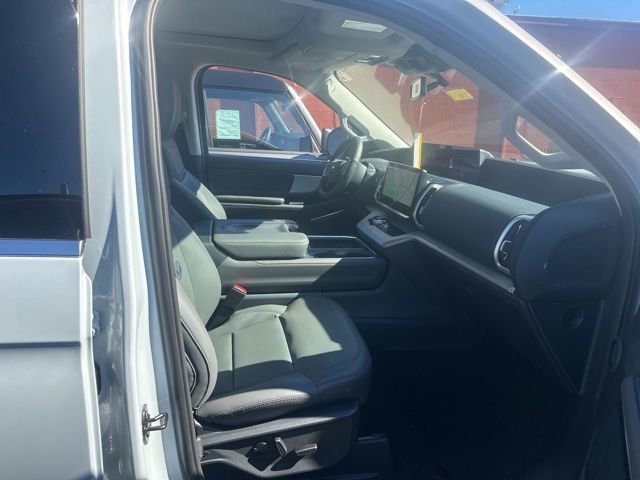 New 2025 Ford Expedition Max Active image 32