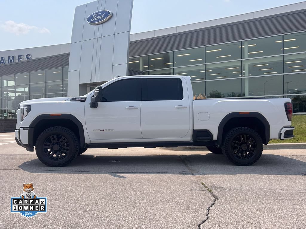 Used 2025 GMC Sierra 2500 AT4 w/ AT4 Premium Plus Package AWD/4WD image 4
