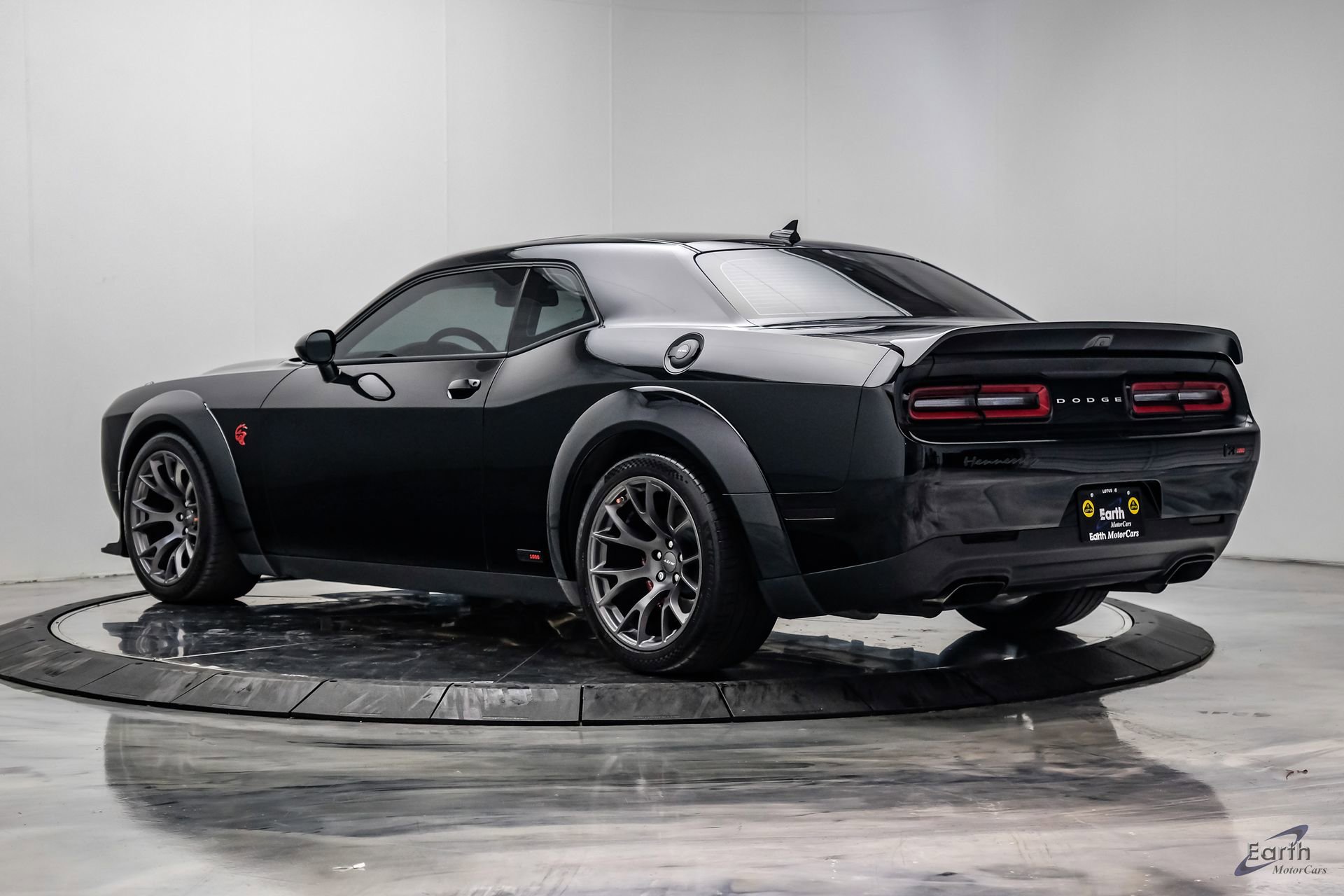 Used 2022 Dodge Challenger SRT Hellcat RWD image 12