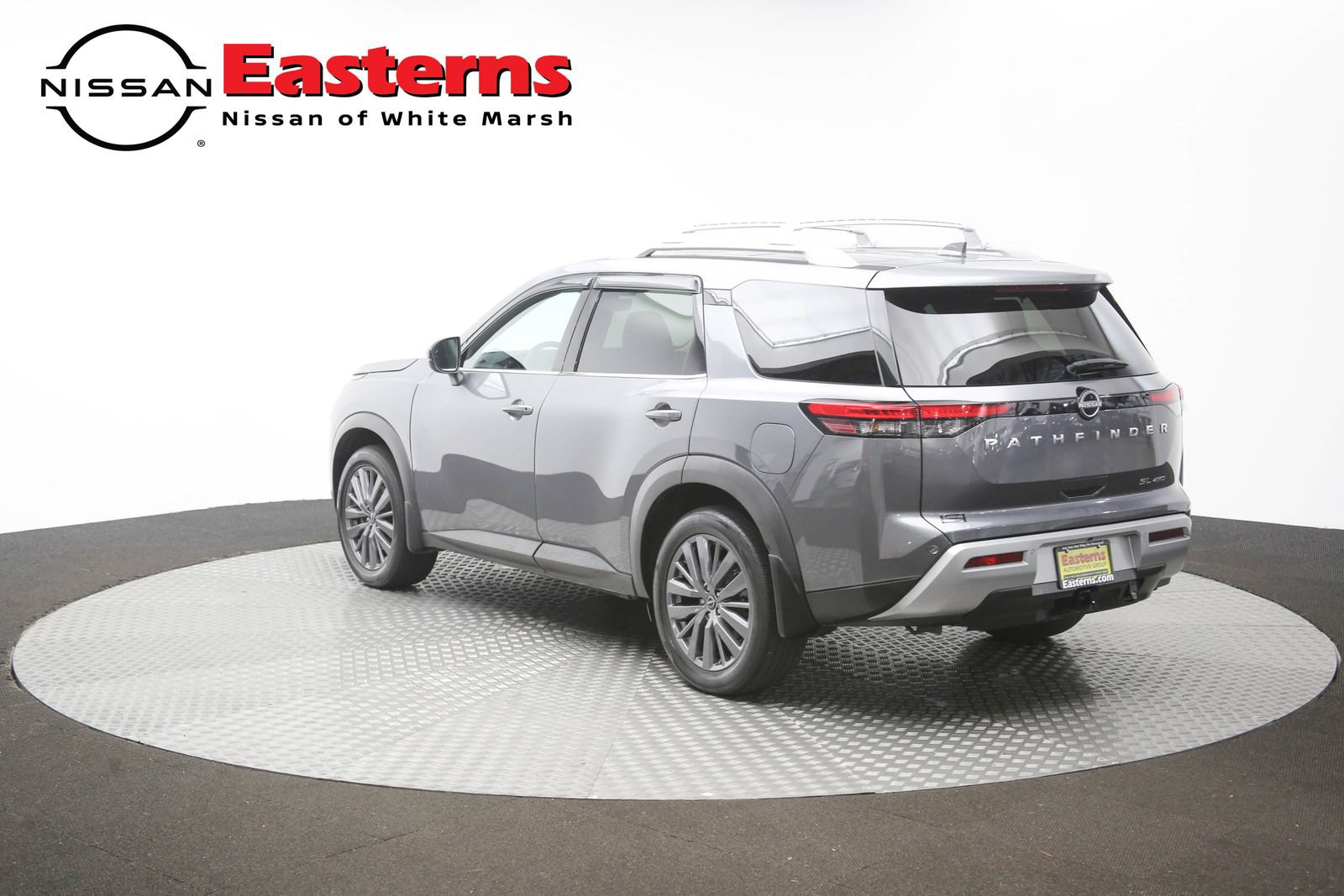 Used 2024 Nissan Pathfinder SL AWD/4WD image 64