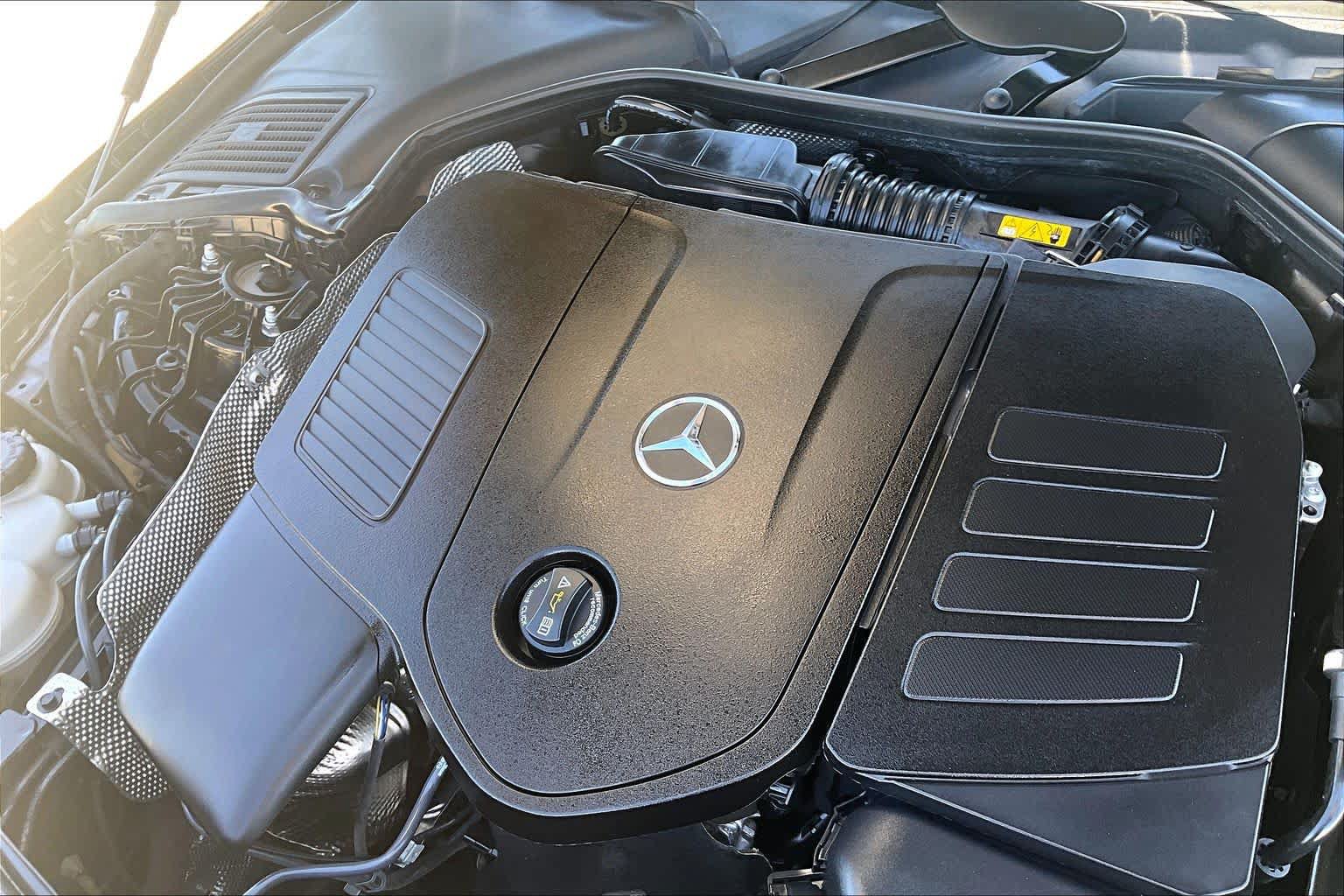 Used 2023 Mercedes-Benz C 300 Sedan image 31