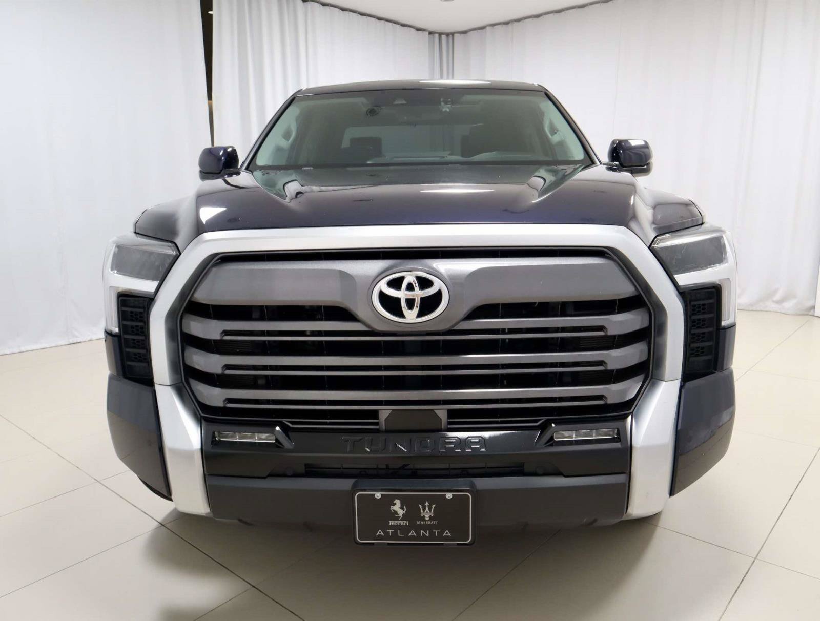 Used 2024 Toyota Tundra Limited w/ Power Package AWD/4WD image 4