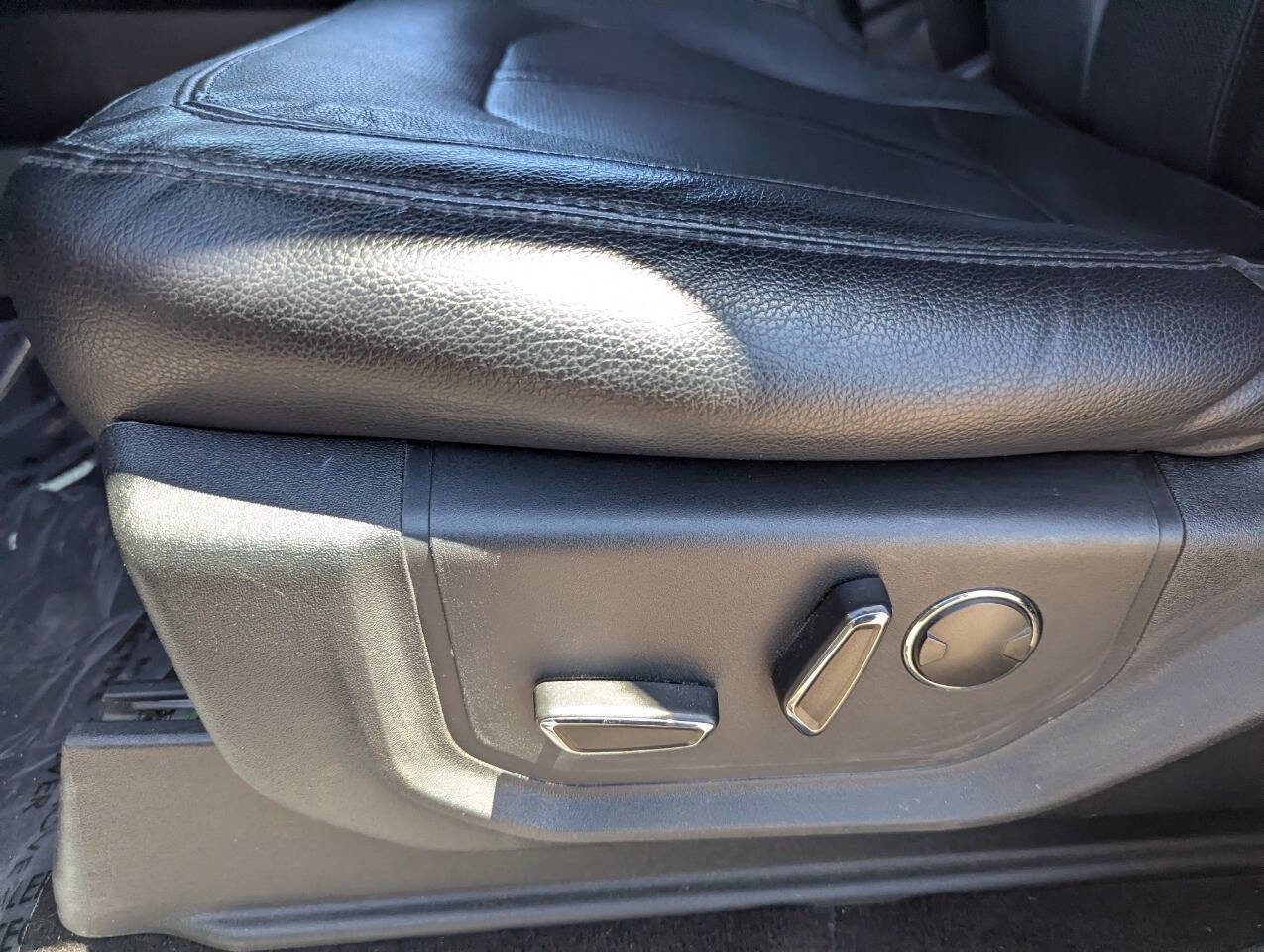 Used 2020 Ford Expedition Max Limited RWD image 26