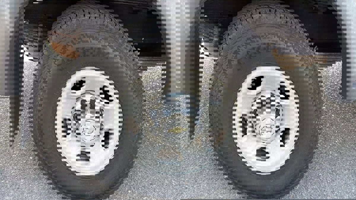 Used 2012 Chevrolet Express 3500 w/ School Bus Package image 26