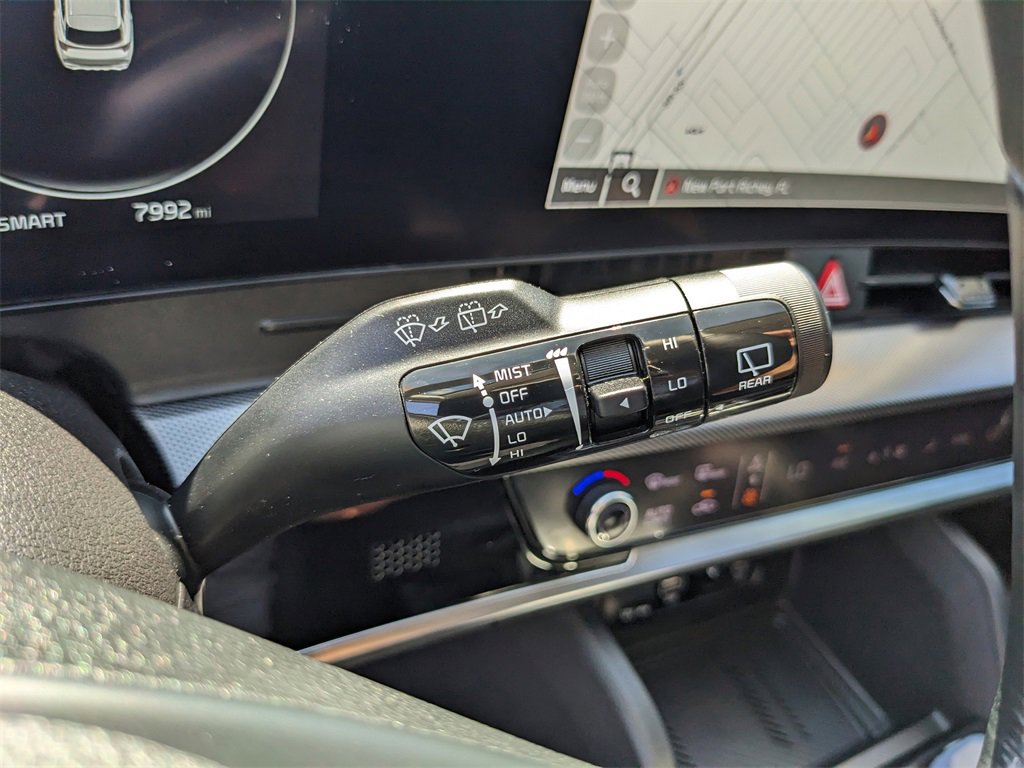 Certified 2025 Kia Sportage SX image 36