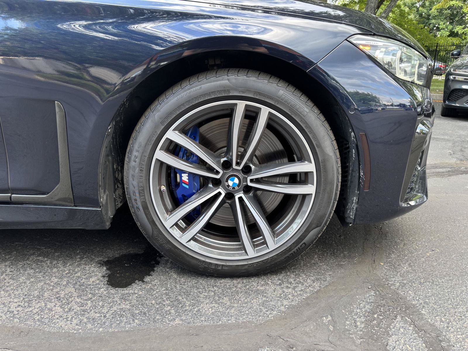 Used 2022 BMW 750i xDrive w/ Executive Package AWD/4WD image 7