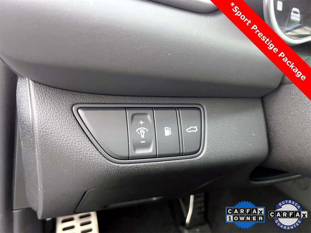 Certified 2025 Genesis G70 2.5T w/ Sport Prestige Package image 20