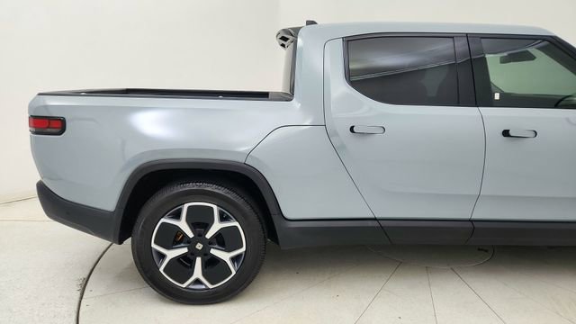 Used 2023 Rivian R1T Adventure image 12