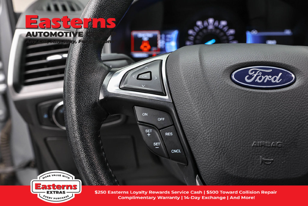Used 2024 Ford Edge SEL AWD/4WD image 15
