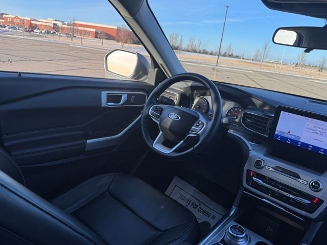 Used 2023 Ford Explorer XLT w/ Equipment Group 202A image 13