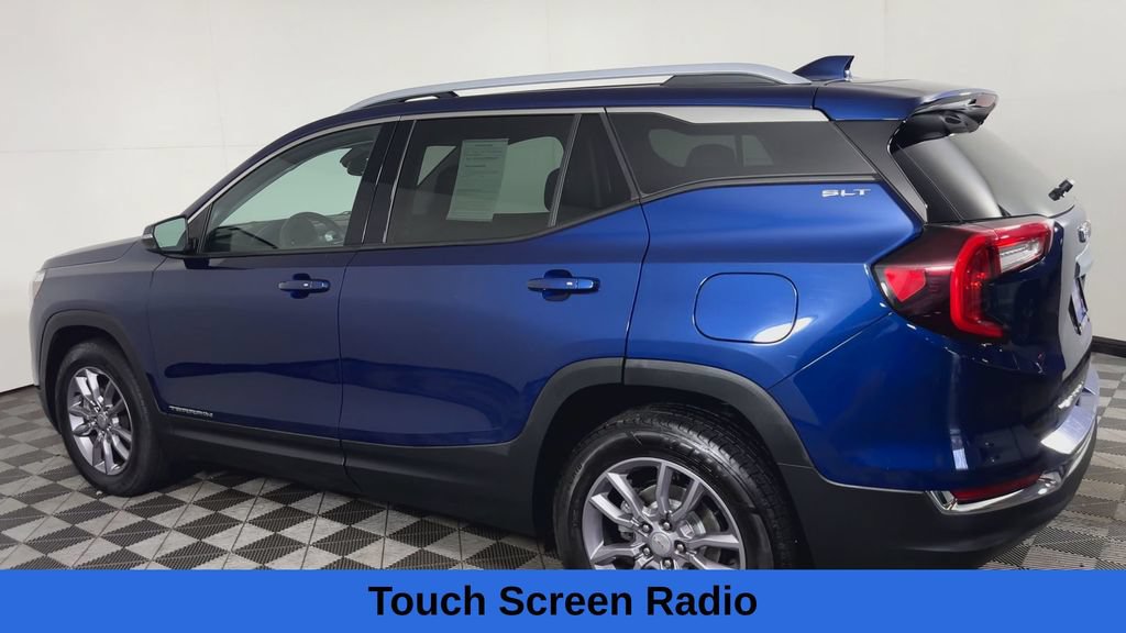 Used 2023 GMC Terrain SLT AWD/4WD image 9