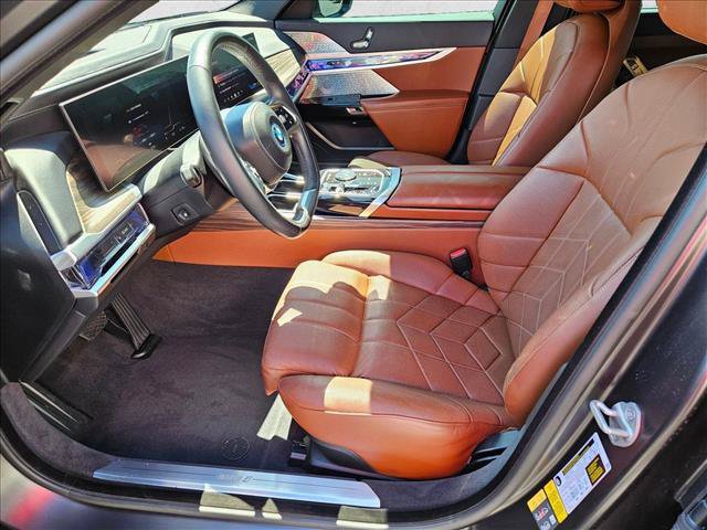 Certified 2023 BMW i7 xDrive60 AWD/4WD image 15
