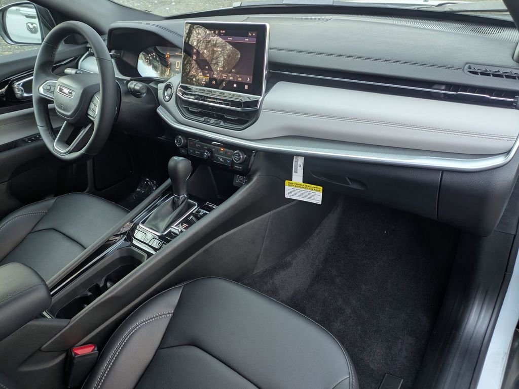 New 2026 Jeep Compass Limited AWD/4WD image 30