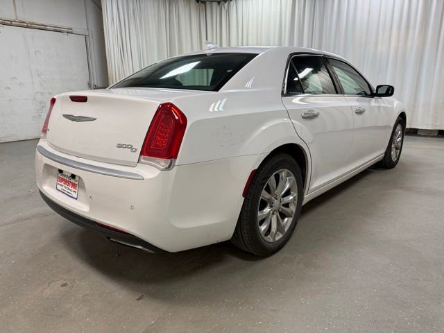 Used 2015 Chrysler 300 C Platinum w/ Harman/Kardon Audio Group AWD/4WD image 5