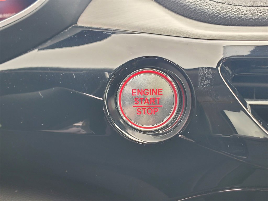 Used 2023 Acura MDX FWD image 28