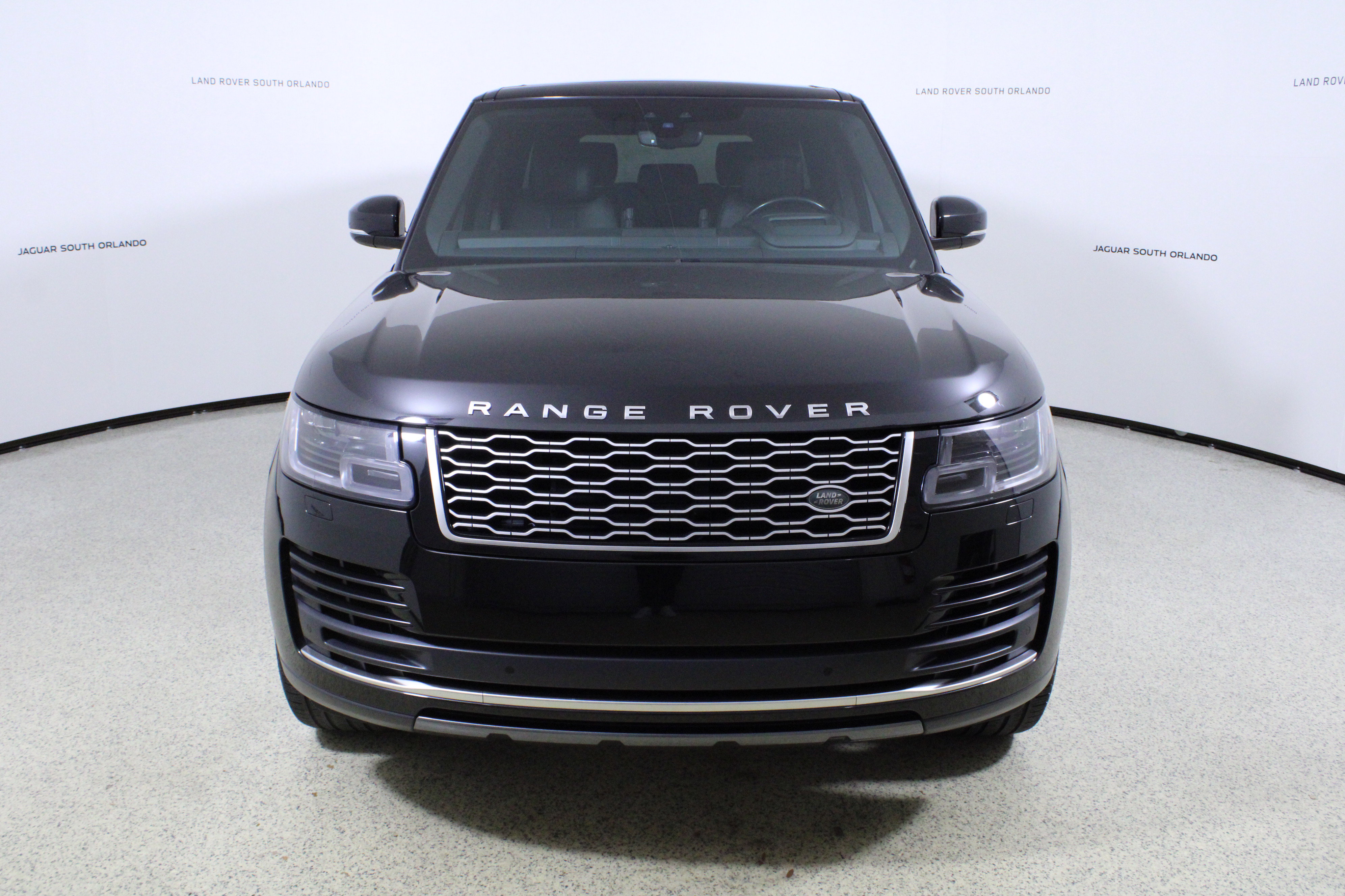 Used 2019 Land Rover Range Rover Long Wheelbase Supercharged AWD/4WD image 2