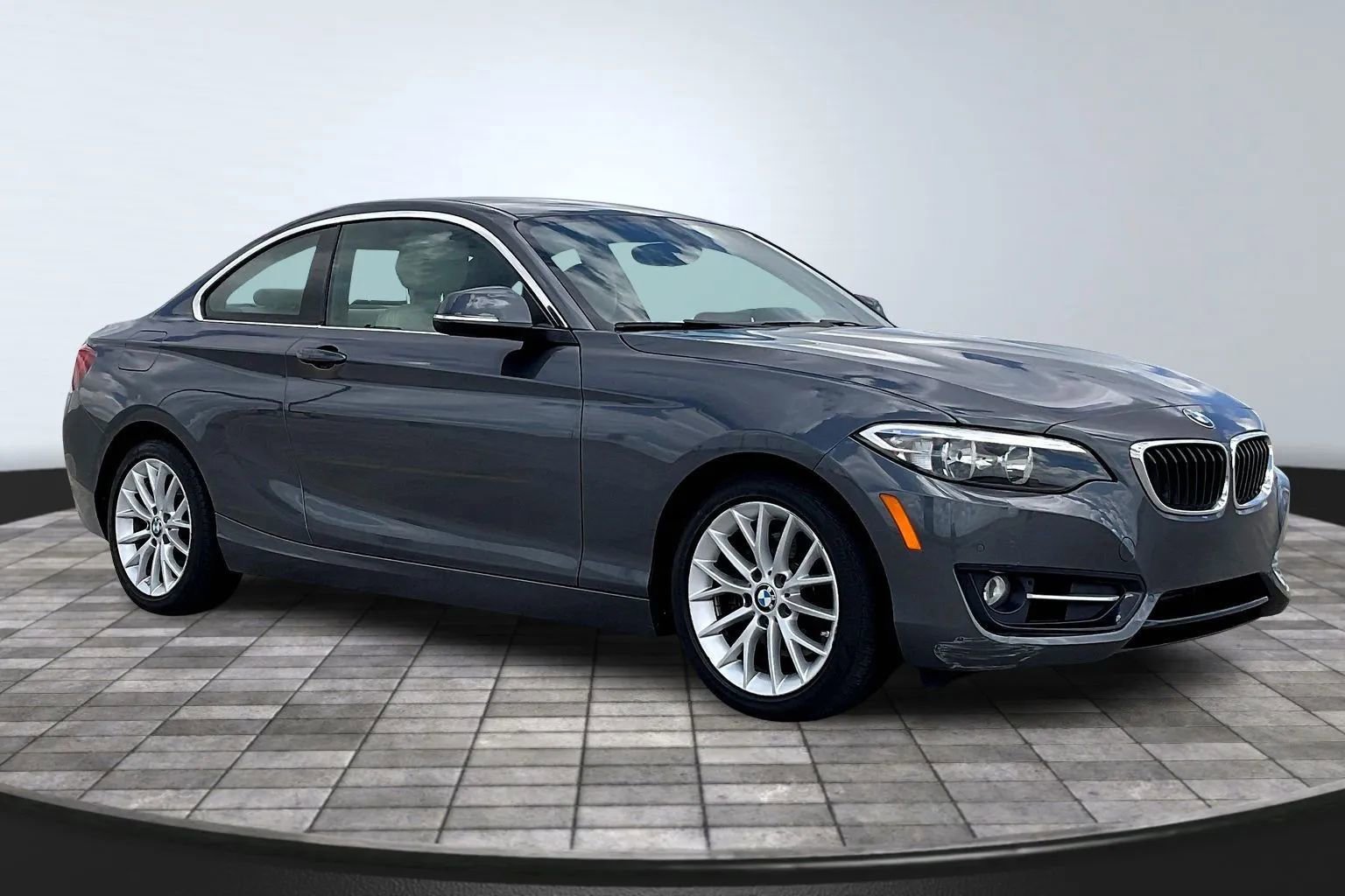 Used 2016 BMW 228i Coupe image 3