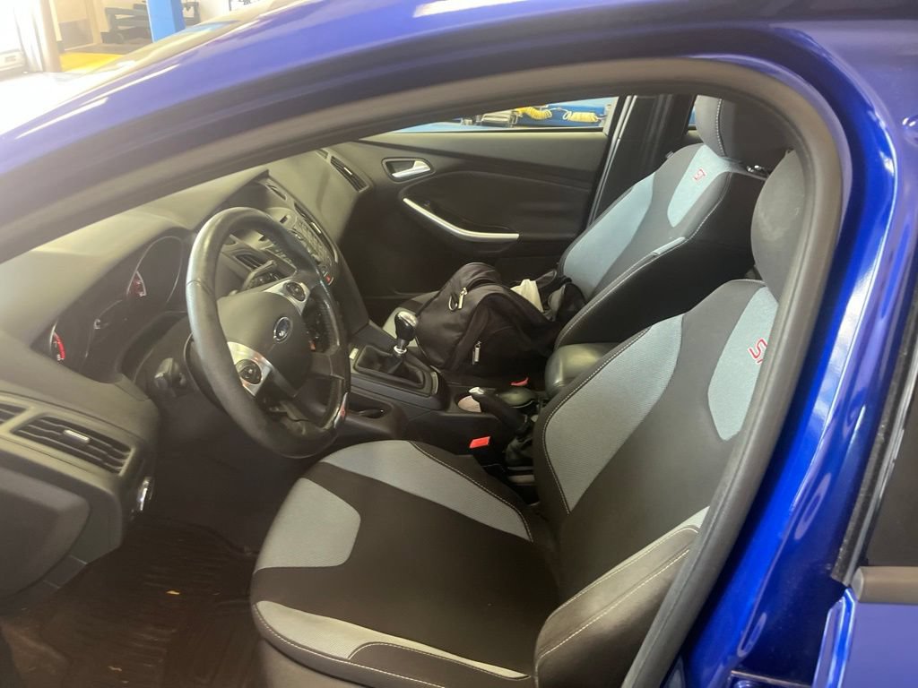 Used 2013 Ford Focus ST FWD image 4