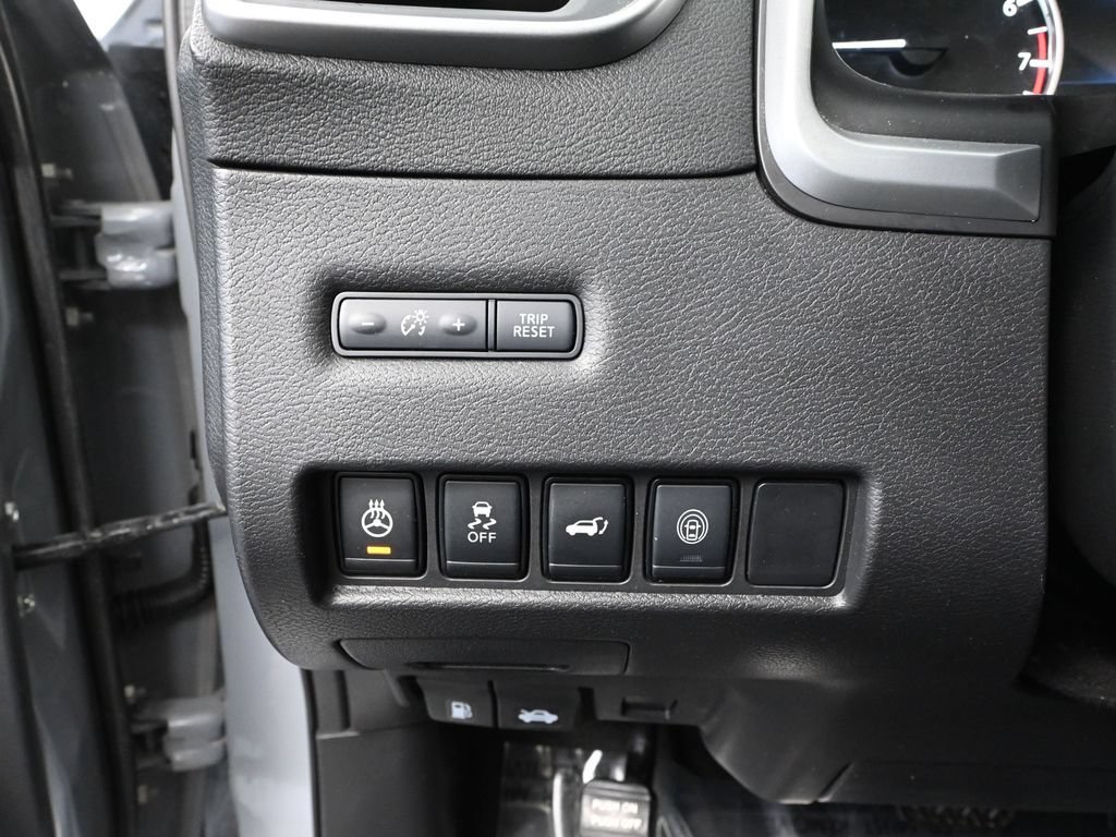Used 2024 Nissan Murano Platinum AWD/4WD image 29