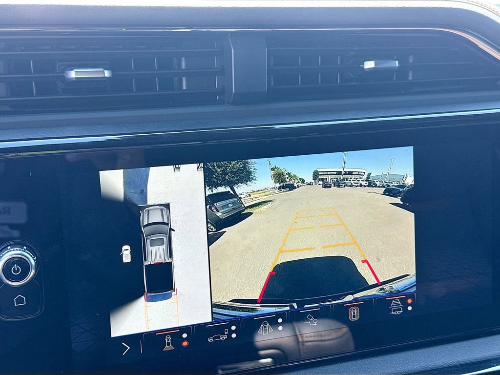 Used 2025 GMC Sierra 1500 AT4 w/ AT4 Premium Package image 19
