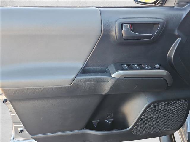 Used 2021 Toyota Tacoma SR5 RWD image 9