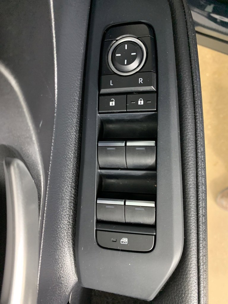 Used 2025 Toyota Grand Highlander AWD image 19