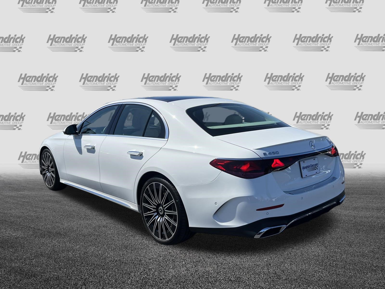 Used 2024 Mercedes-Benz E 450 4MATIC Sedan image 8