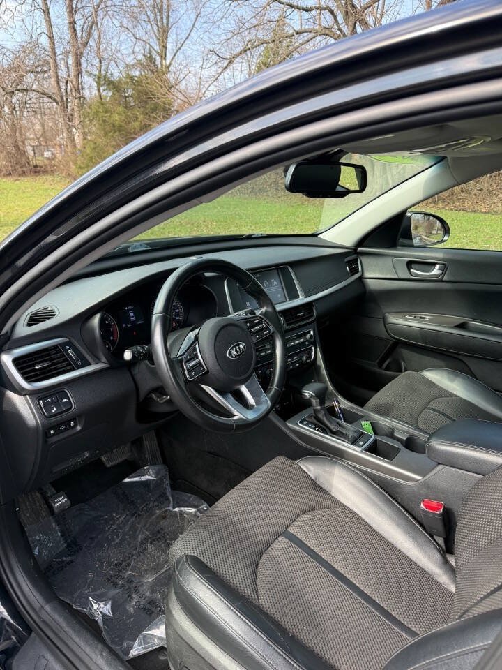 Used 2019 Kia Optima S w/ S Panoramic Sunroof Package FWD image 9