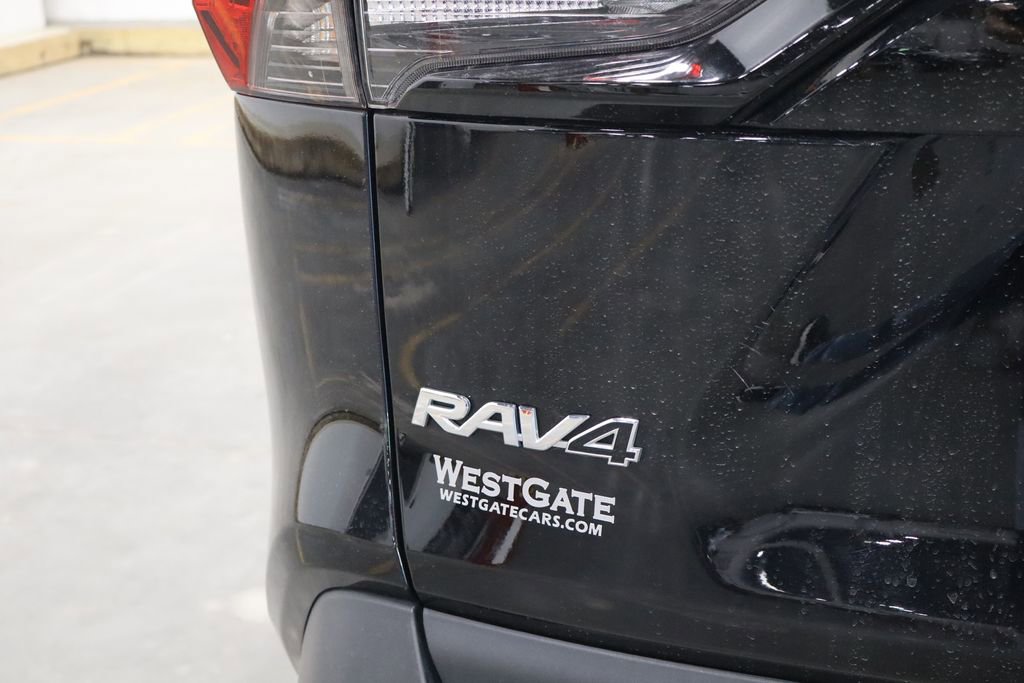 Used 2023 Toyota RAV4 XLE AWD/4WD image 43