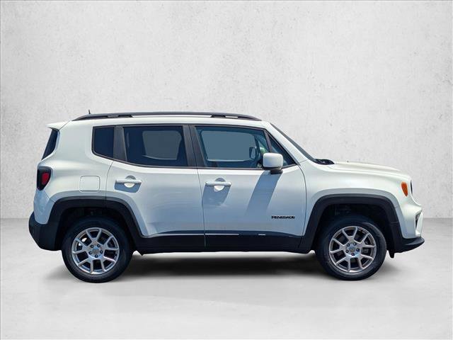 Used 2019 Jeep Renegade Latitude AWD/4WD image 4
