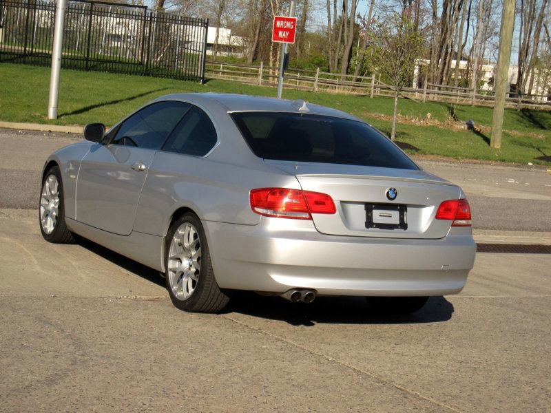 Used 2010 BMW 328i xDrive Coupe image 13