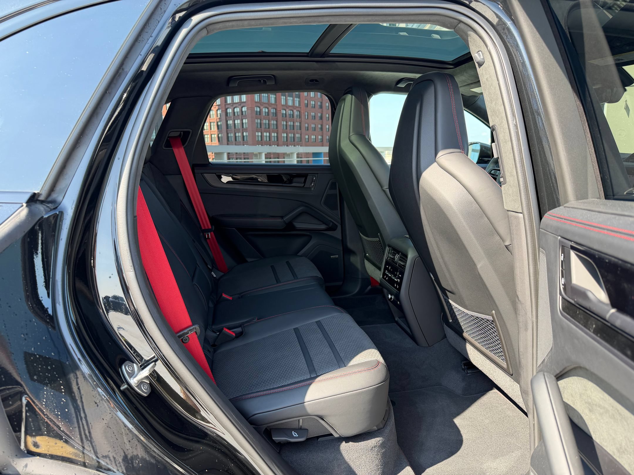 New 2026 Porsche Cayenne GTS AWD/4WD image 26