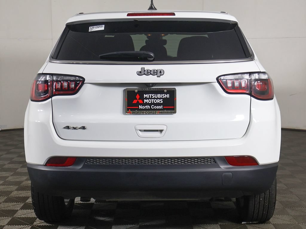 Used 2025 Jeep Compass Sport AWD/4WD image 9