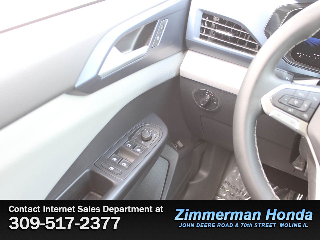 Used 2023 Volkswagen Taos SE AWD/4WD image 15