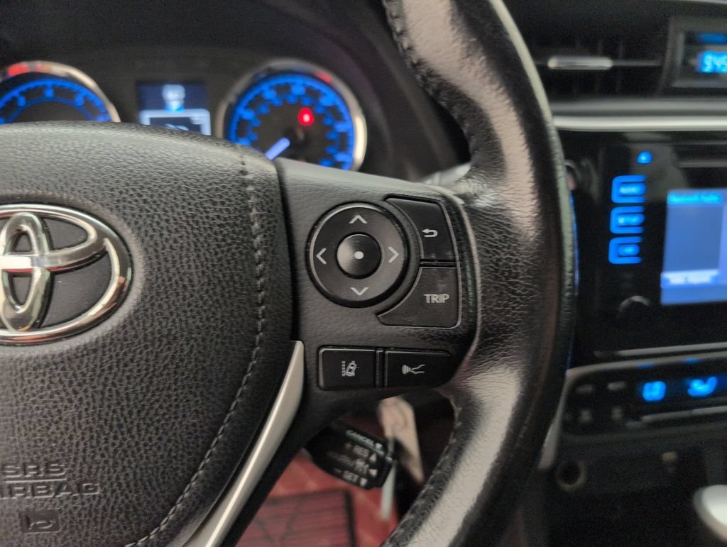 Used 2019 Toyota Corolla SE FWD image 36