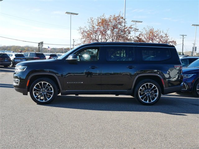 Used 2022 Jeep Wagoneer Series III w/ Premium Group I image 4