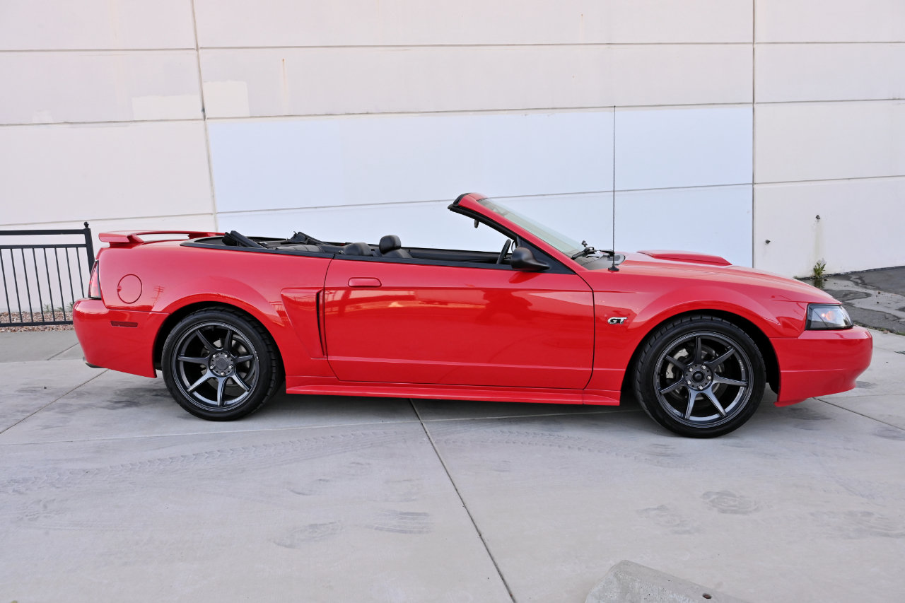 Used 2002 Ford Mustang GT Premium RWD image 11