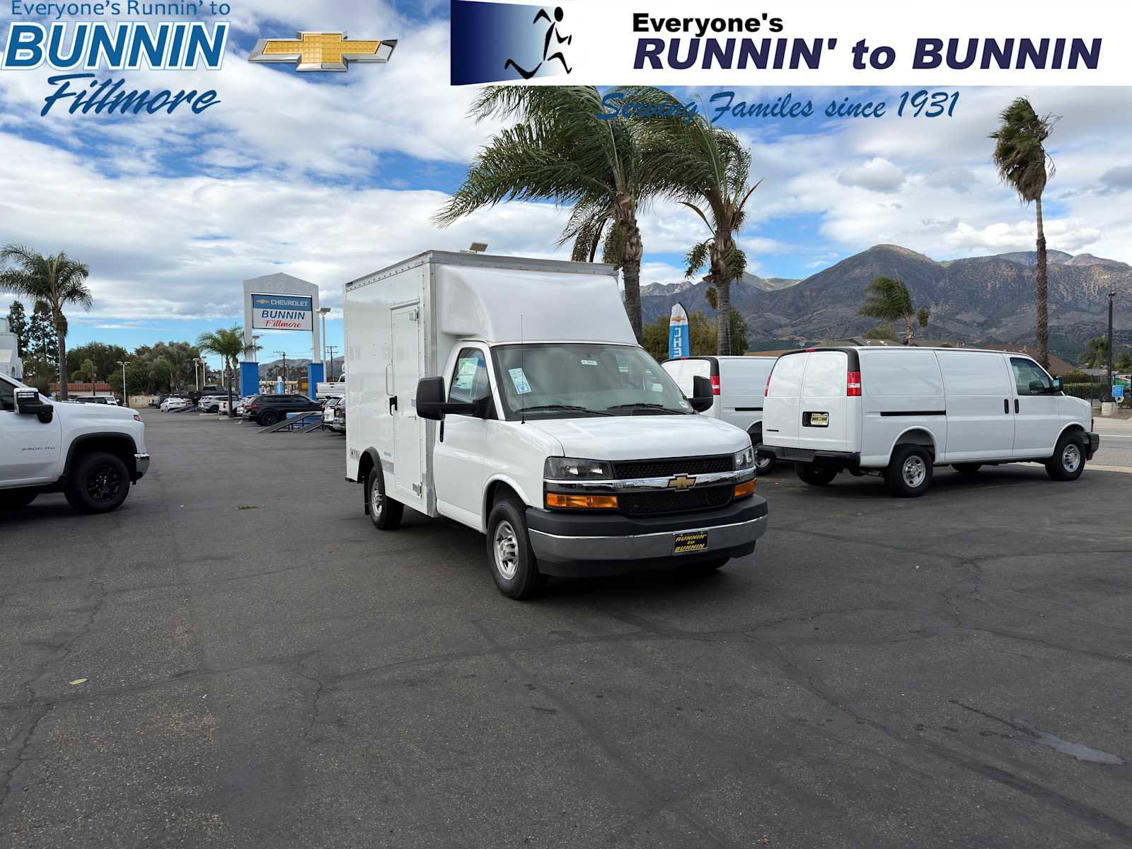 New 2025 Chevrolet Express 3500 w/ Power Convenience Package