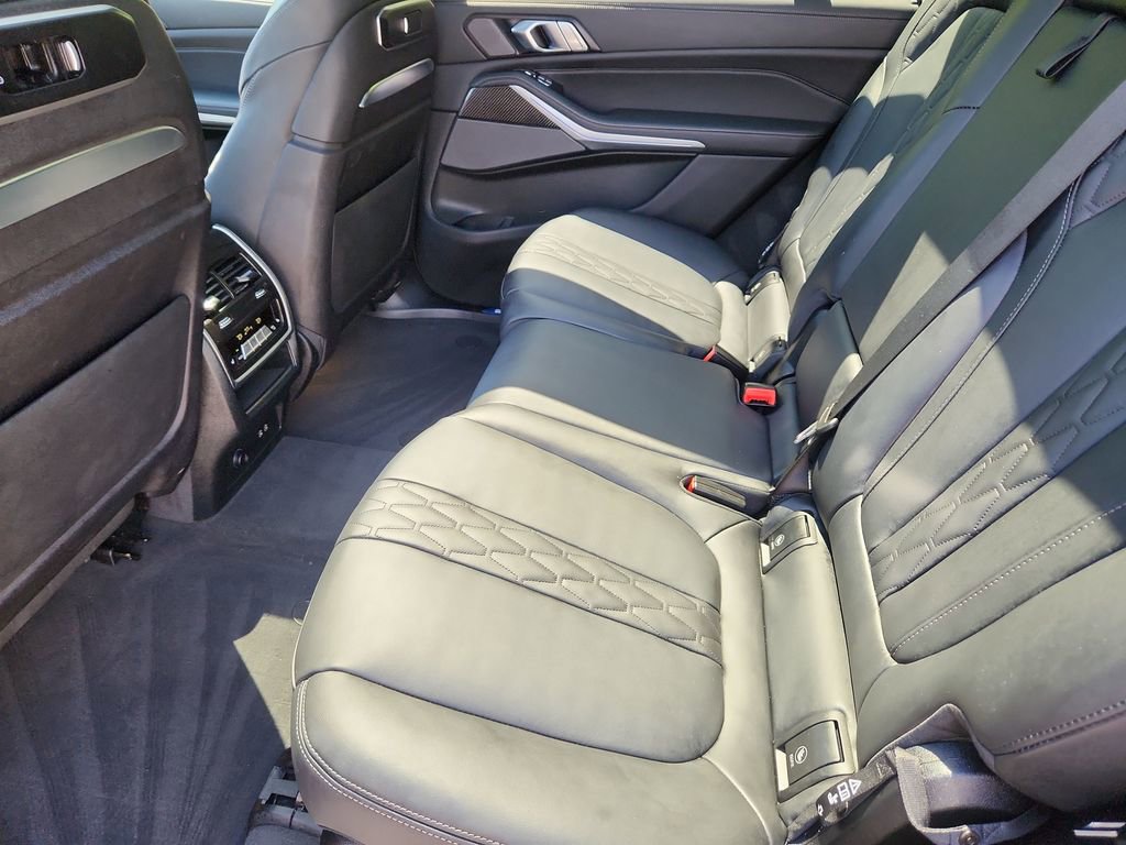 Used 2024 BMW X7 M60i w/ Executive Package AWD/4WD image 5